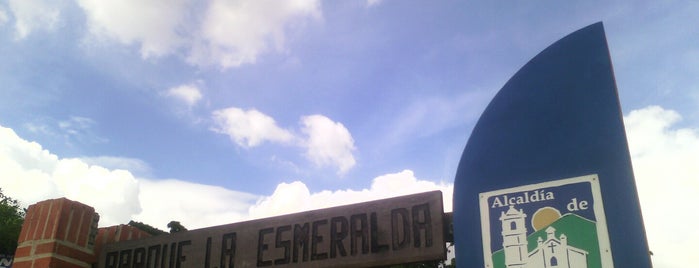 Parque Esmeralda is one of Lugares para el fin de semana.