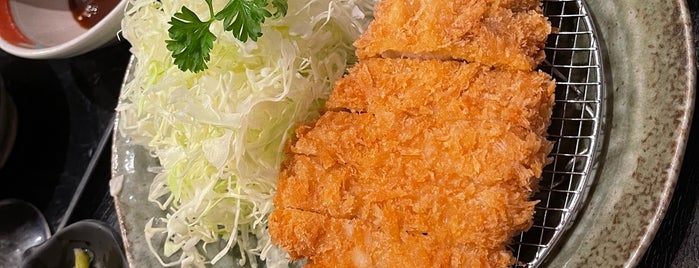 Hajime Tonkatsu & Ramen is one of Posti che sono piaciuti a P Y.