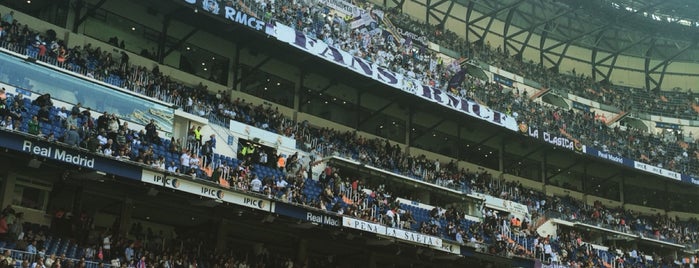 Estadio Santiago Bernabéu is one of Tempat yang Disukai Timo.