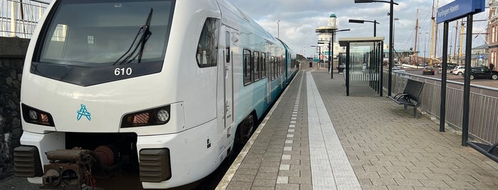 Station Harlingen Haven is one of Treinstations.