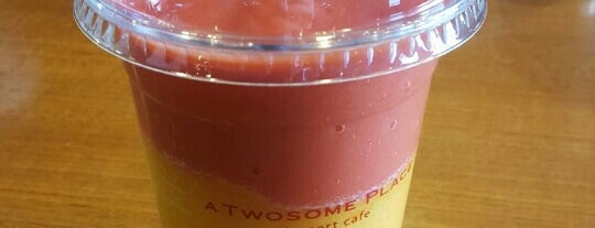 A TWOSOME PLACE is one of Dewy 님이 좋아한 장소.