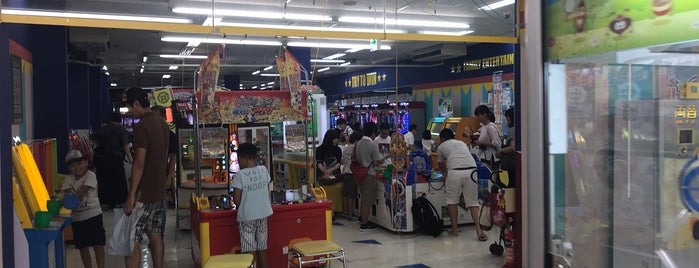 モーリーファンタジー 京橋店 is one of 関西のゲームセンター.