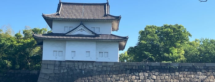 大阪城 六番櫓 is one of 大阪の歴史建築.