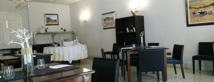 Hotel Catedral is one of Sitios recomendables.