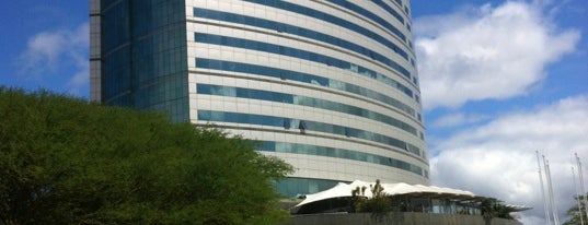 Hilton is one of Tempat yang Disukai Orietta.