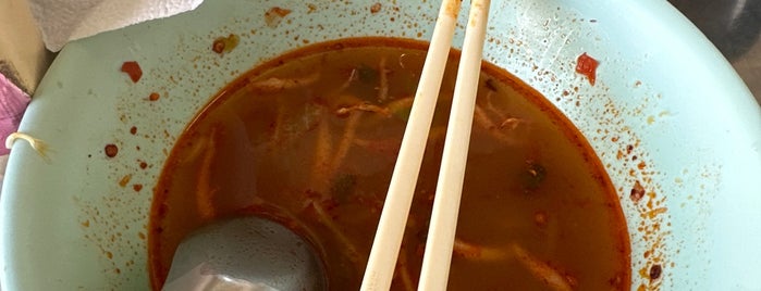 ธัญรส 8 is one of Beef noodle and soup สายคนรักเนื้อ 🐂.