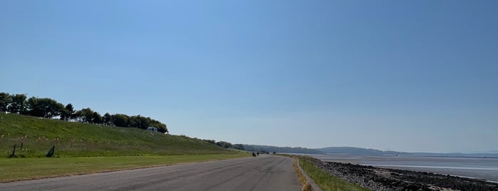 Silverknowes Promenade is one of Edinburgh.