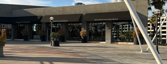 Restoration Hardware Outlet is one of L.A. 2.