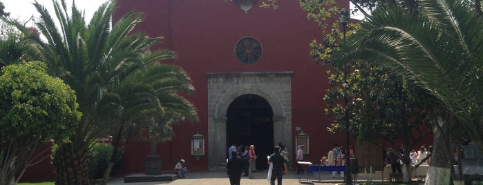Parroquia de Santo Domingo de Guzmán is one of Top 100.