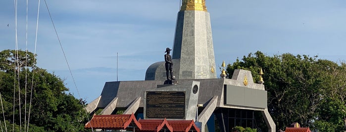 Krom Luang Chumphon Monument is one of Phuket.