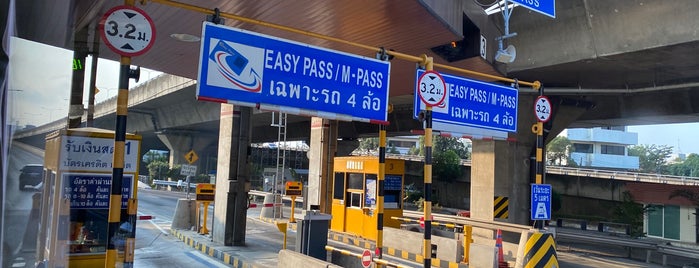 Ratchadaphisek Toll Plaza is one of Toll Way -BKK.