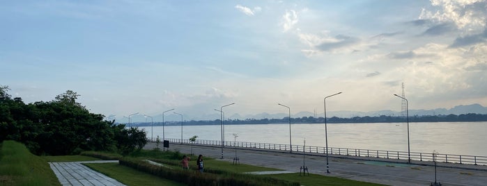 แม่น้ำโขง is one of Nakhon Phanom (นครพนม).