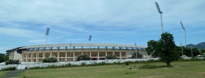 สนามกีฬากลางจังหวัดกาญจนบุรี (กลีบบัว) is one of Regional League Division 2 Central & Eastern 2012.