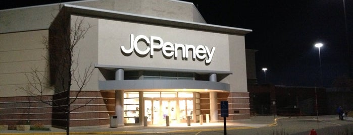 JCPenney is one of สถานที่ที่บันทึกไว้ของ Jenny.