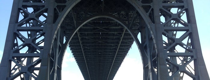 Williamsburg Bridge is one of NY.