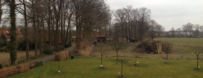 Hotel Het Ros van Twente is one of สถานที่ที่ Richard ถูกใจ.