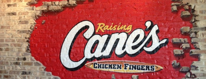 Raising Cane's Chicken Fingers is one of Lugares favoritos de Juanma.