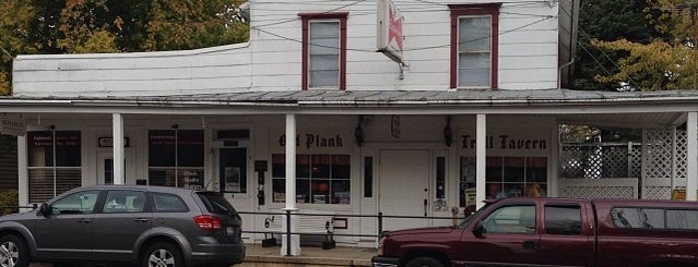 Old Plank Trail Tavern is one of Dave'nin Beğendiği Mekanlar.
