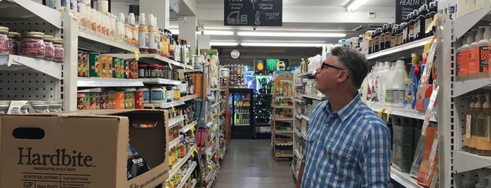 Welk's General Store is one of Felicity’s Liked Places.