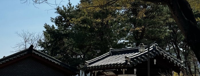 Semiwon Garden is one of Korea.