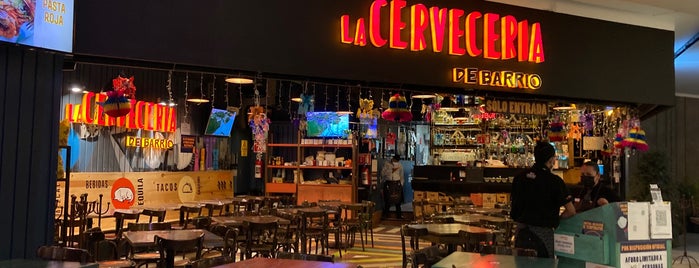 La Cervecería de Barrio is one of สถานที่ที่ Angeles ถูกใจ.