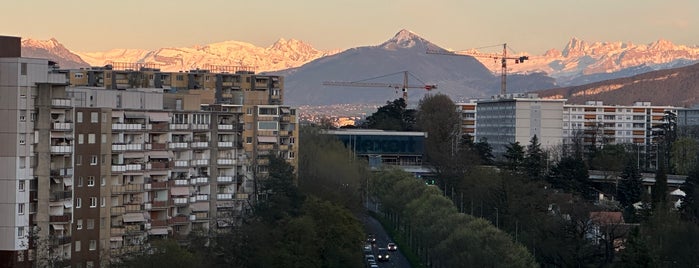 Marriott Geneva Airport is one of Locais curtidos por Eduardo.