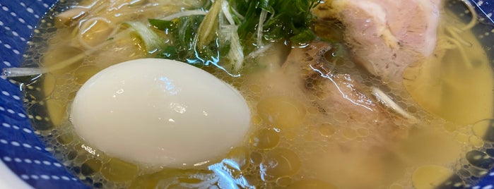 らぁ麺 桃の屋 is one of 食べたいラーメン（神奈川）.