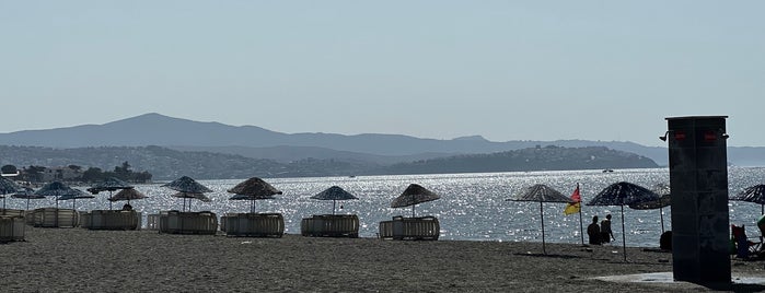 İz-tur Sahil is one of Plaj.