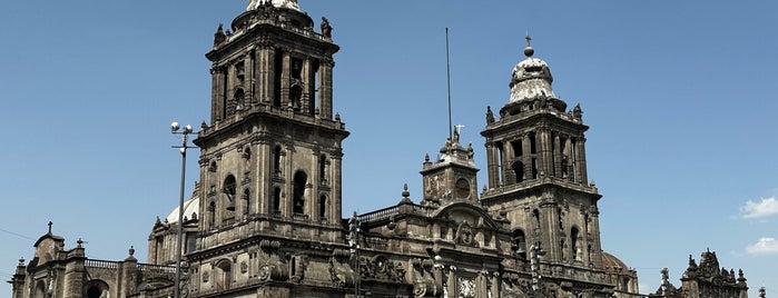 Catedral Metropolitana de la Asunción de María is one of DF.
