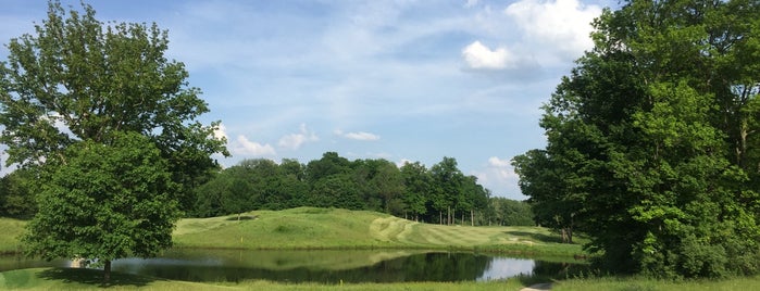 Wolf Run GC is one of My favorites for Golf Courses.