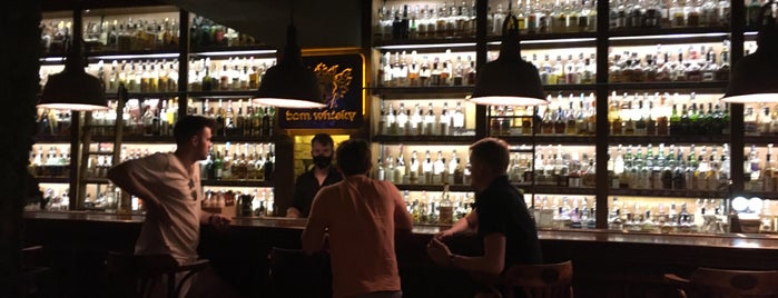Coctail Bar Max & Dom Whisky is one of Tempat yang Disukai Krzysztof.