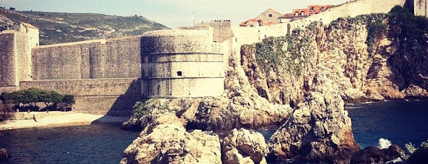 Dubrovnik City Walls is one of Посетить в Хорватии.