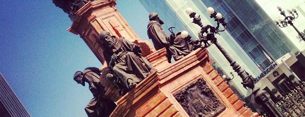 Monumento a Cristóbal Colón is one of Lugares favoritos de Pablo.