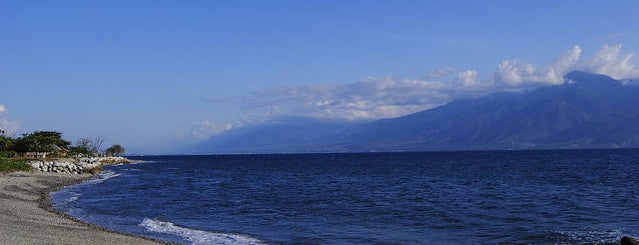 Taipa Beach is one of Visit Sulawesi.