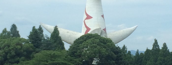 Bampaku-kinen-koen Station is one of 京阪神の鉄道駅.