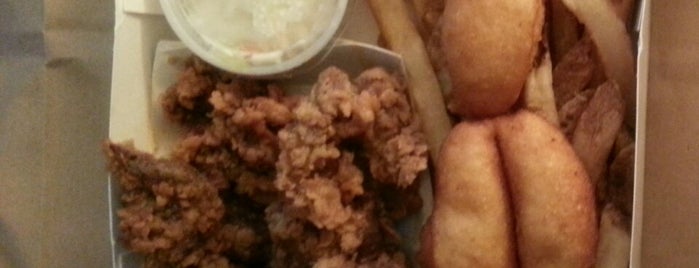 Moseberth's Fried Chicken is one of Diners, Drive-Ins & Dives - VA.