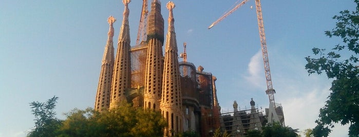 Basílica de la Sagrada Família is one of Spain.