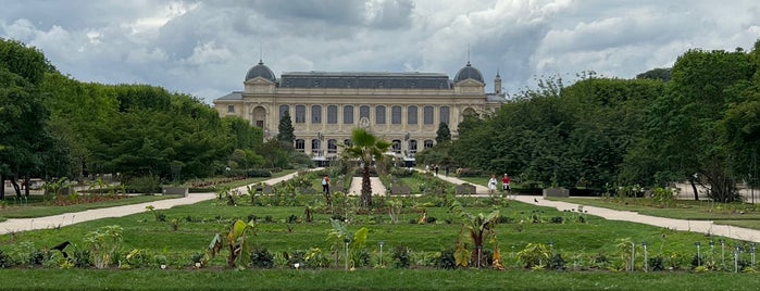 Jardin de l'École de Botanique is one of Paris, je t'aime.