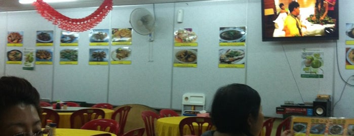 Restoran Hua Yau 华友一人一鱼饭店 is one of Puchong.