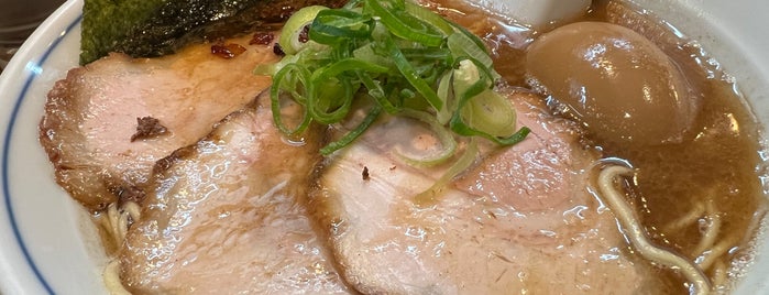 中華そば むらさき山 is one of 東京オキニラーメン.