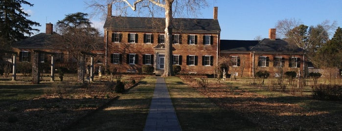 Chatham Manor is one of Orte, die Lisa gefallen.