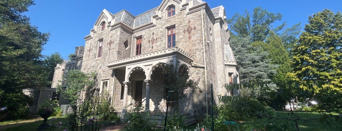 Ebenezer Mansion is one of Killadelphia.