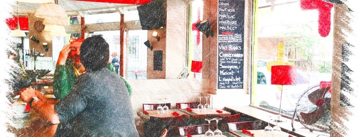 Café Titon is one of Tempat yang Disukai Paul.