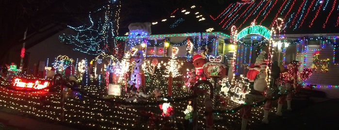 EB Christmas House is one of Christmas Spots.