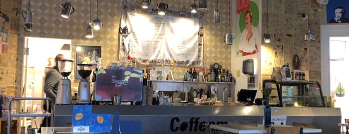 Coffeemania Slotermeer is one of Tempat yang Disukai Ilay.