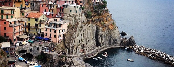 Manarola is one of Spots with a View.