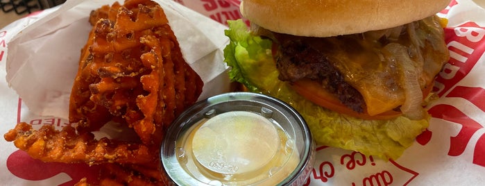 Epic Burger is one of South Loop Summer Eats.