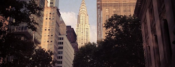 Нью-Йоркская публичная библиотека is one of NEW YORK CITY : Manhattan in 10 days! #NYC enjoy.