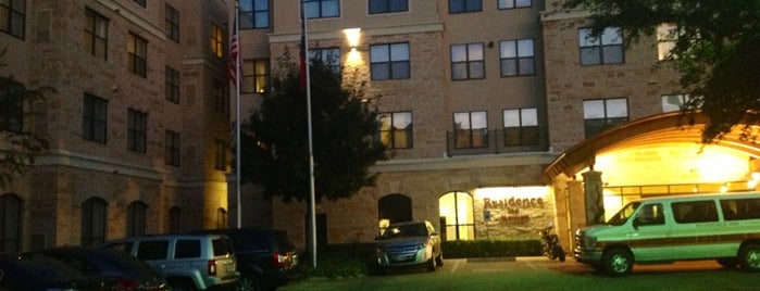 Residence Inn by Marriott Fort Worth Cultural District is one of Lieux qui ont plu à Cory.