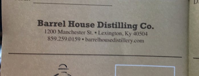 Bluegrass Distillers is one of Debbie 님이 좋아한 장소.